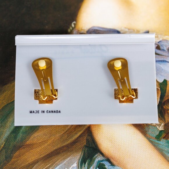 Vintage Statement Gold-tone Clip-on Earrings - Picture 2 of 3